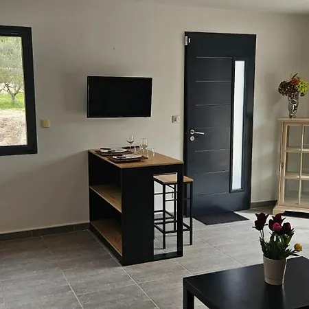 Apartment Duplex 2 Avec Exterieur Suze-la-Rousse